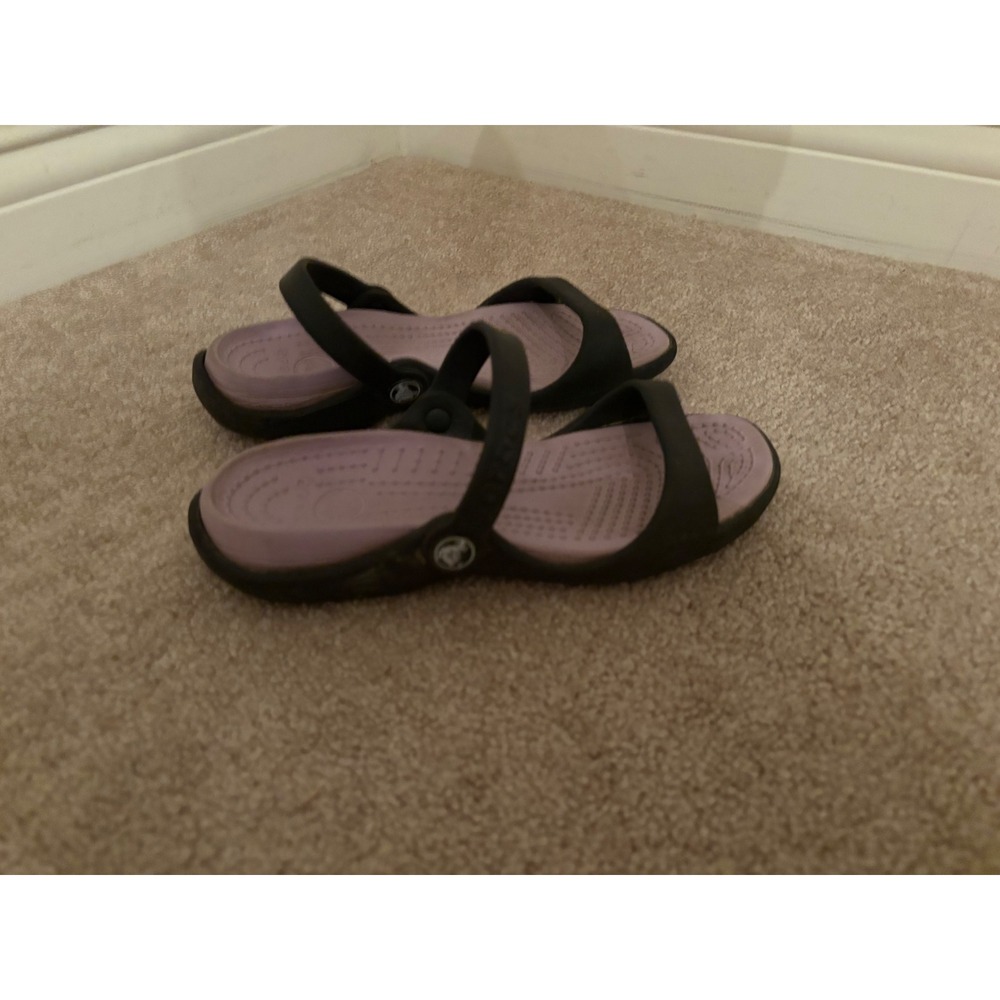 Crocs Cleo II Sandals Black Lavender Women Size 6 Comfort Strappy Slide